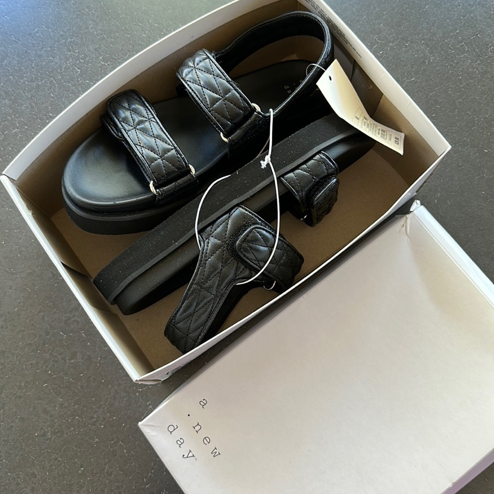 NWT in box. Target A New Day Dad sandals. Size 6.5.